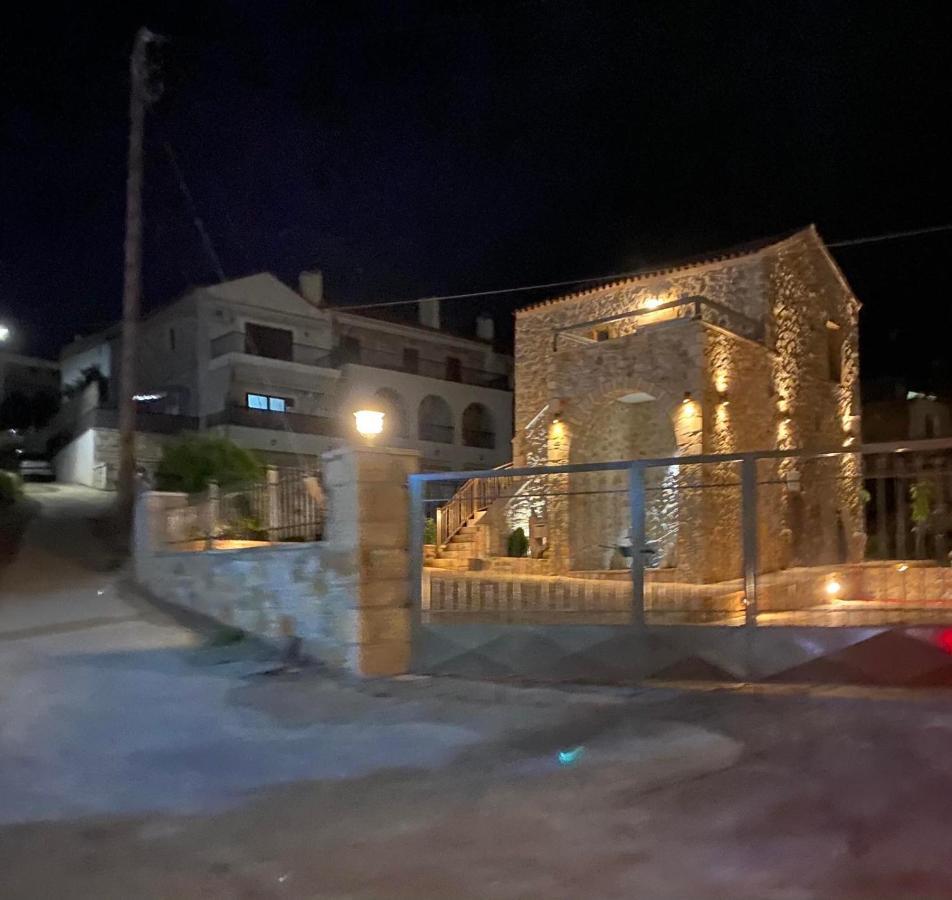 La Tore Di Montenegro Gythio Luaran gambar